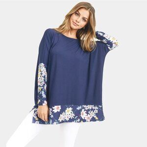 NWT Yelete Flower print detail dolman sleeve top - navy - Size Large